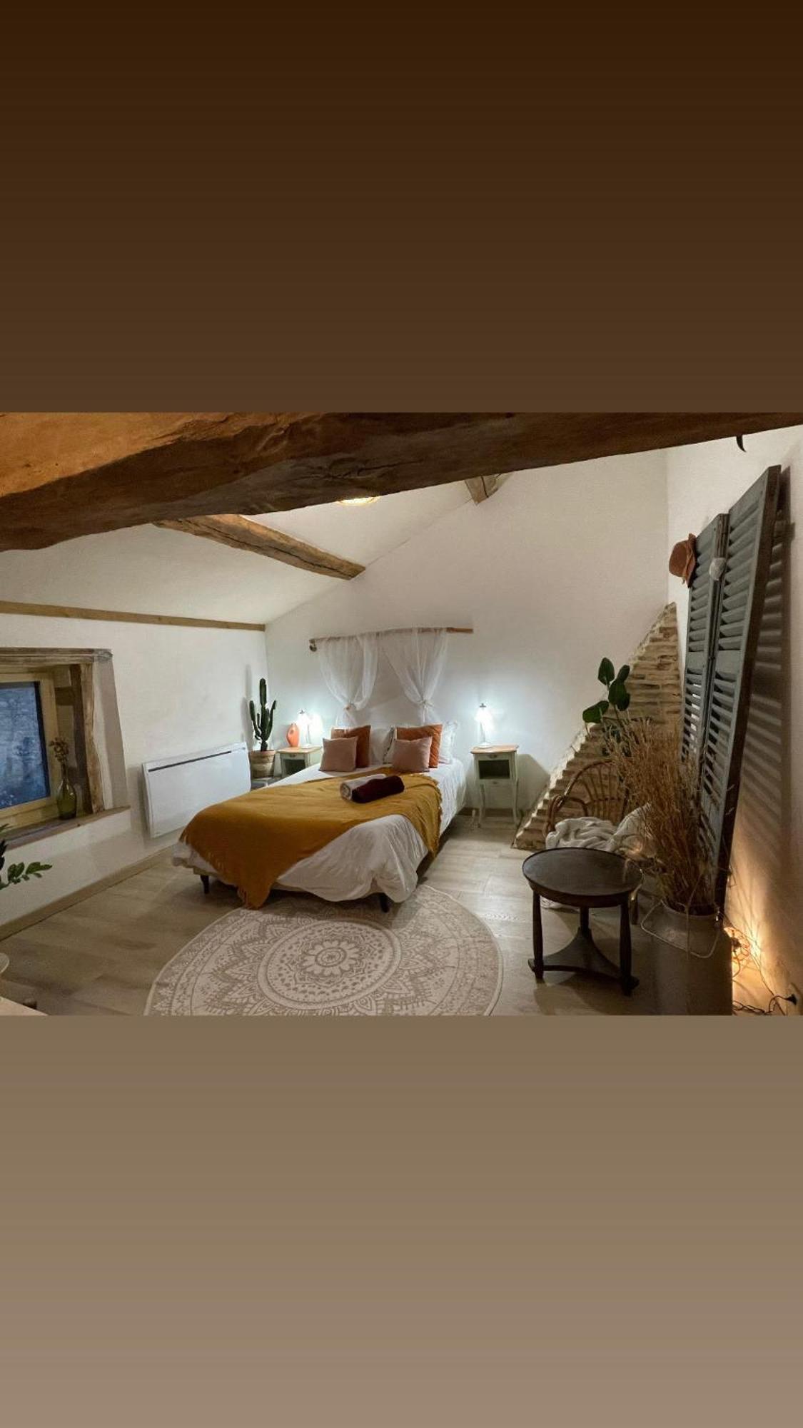 Отель Domaine Des Granges Neuves Confrancon Экстерьер фото