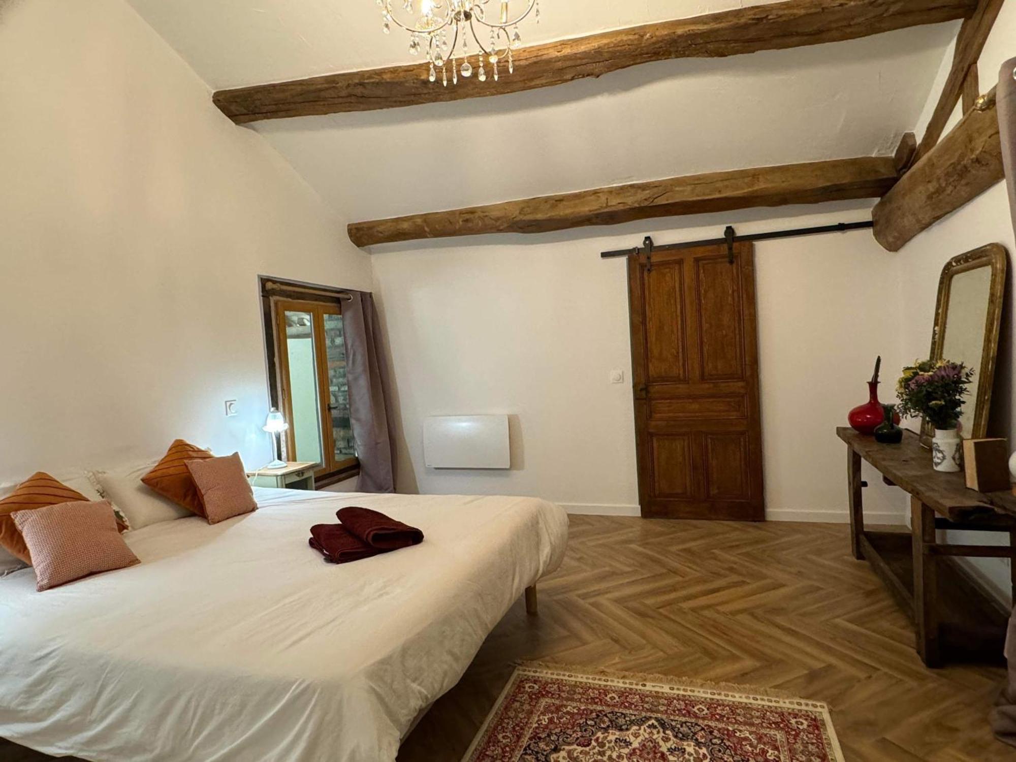 Отель Domaine Des Granges Neuves Confrancon Экстерьер фото